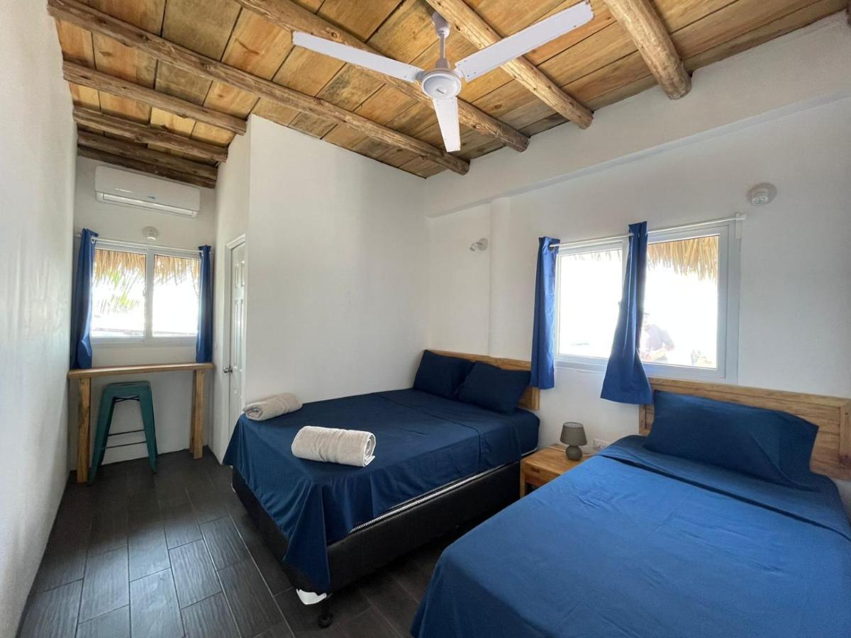 Black Sand Beachhouse Монтеррико Экстерьер фото